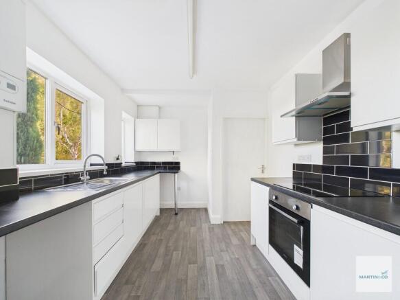 CAM03394G0-PR0366...