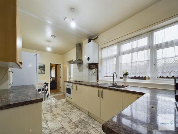 CAM03394G0-PR0096...