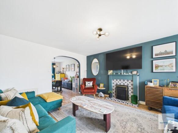 CAM03394G0-PR0437...