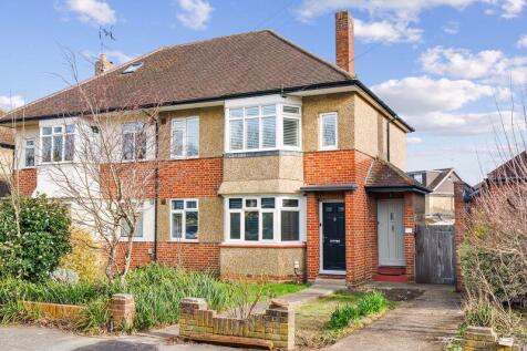 Warwick Road, Thames Ditton, KT7