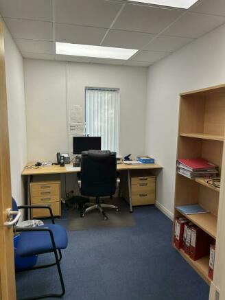 1 West Links small office.JPG