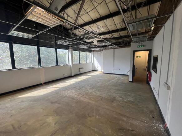 32 South Hants interior 2.jpg