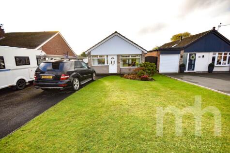 ALDER AVENUE, Poynton, SK12 1PY