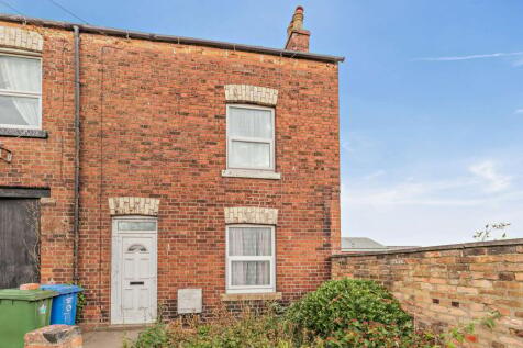 Trafalgar Street West, Scarborough, YO12