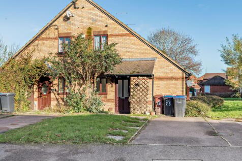 Beaune Close, Northampton, NN5