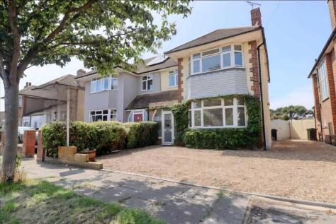 Turpins Avenue, Holland-on-Sea, CO15