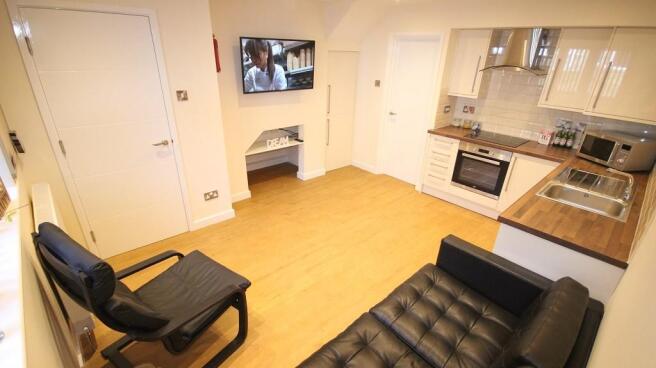 Lounge/kitchen