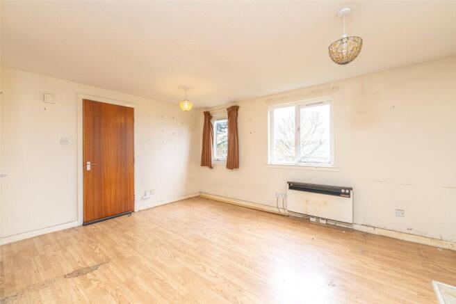 Studio Room Alt