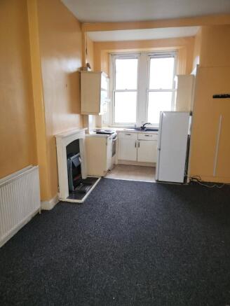 Lounge/Kitchen