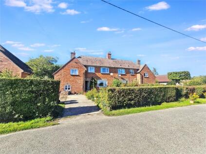 Woodcote Cottages, Graffham, Petworth, West Sussex, GU28