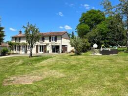 Photo of Nanteuil-en-Vallee, Poitou Charentes, France