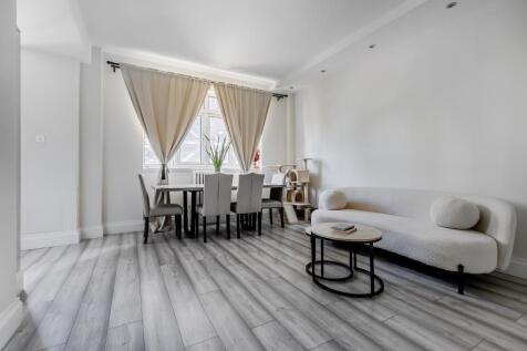 Chatsworth Court, Kensington, W8