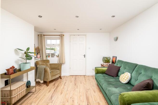 250417 - 18 Bedford Road, Great Barford - 15