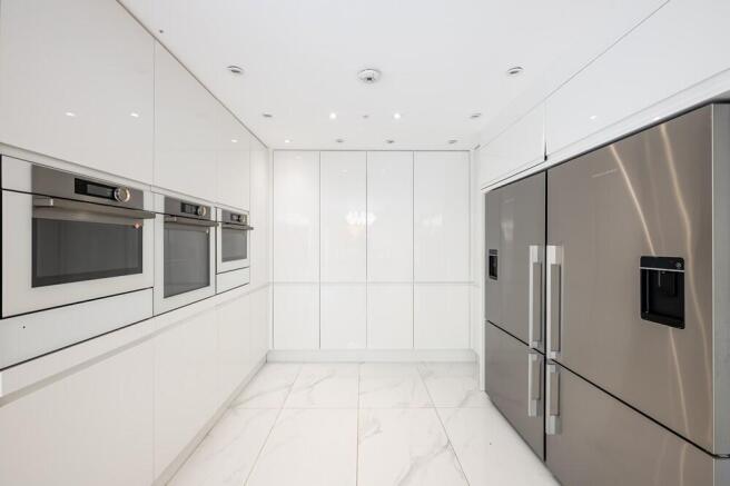 250930 - 15 Brockwell, Oakley - 11