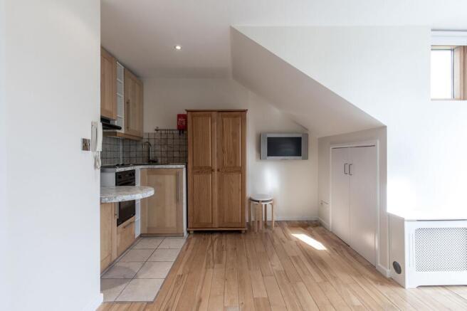 apartment_door (example)