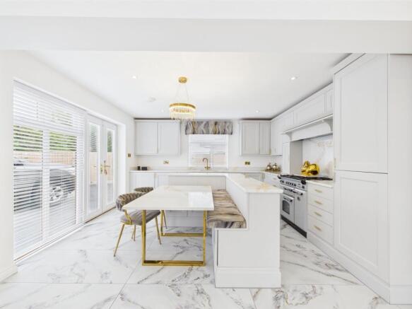 Kitchen/Dining