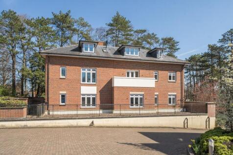 Fraser Gardens, Winchester, SO22