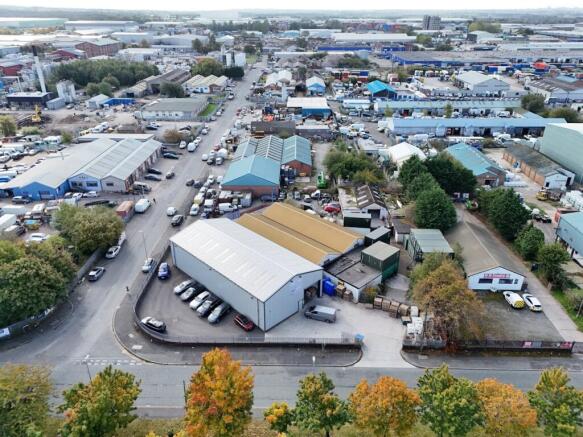 dji_fly_20250926_120058_0683_1758892374656_photo