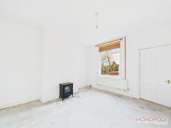 CAM01979G0-PR0413-STILL002.jpg