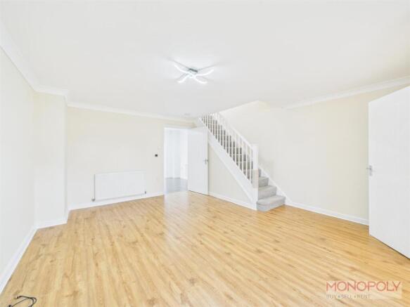 CAM01943G0-PR0551-STILL001 - Copy.jpg