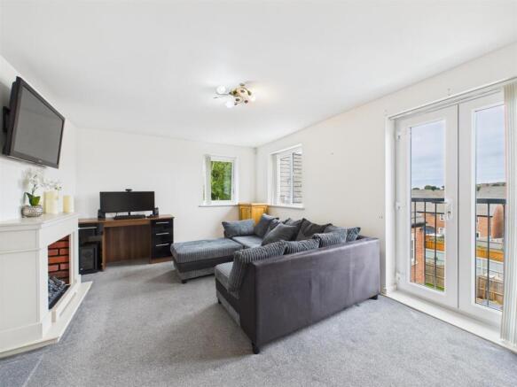 Open Plan Lounge/Kitchen