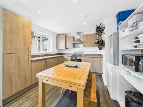 Open Plan Lounge/Kitchen