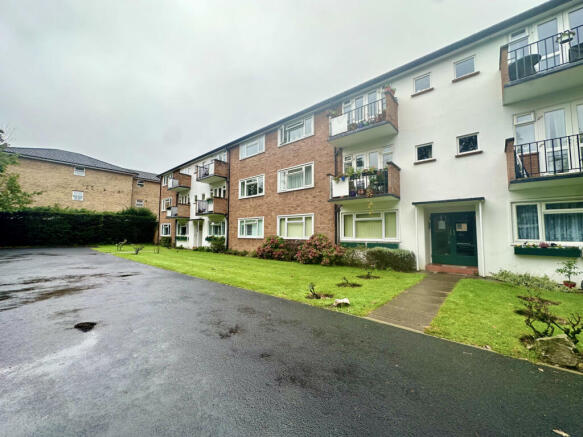 2 Bedroom Flat