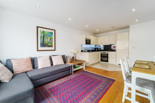 2 bed flat