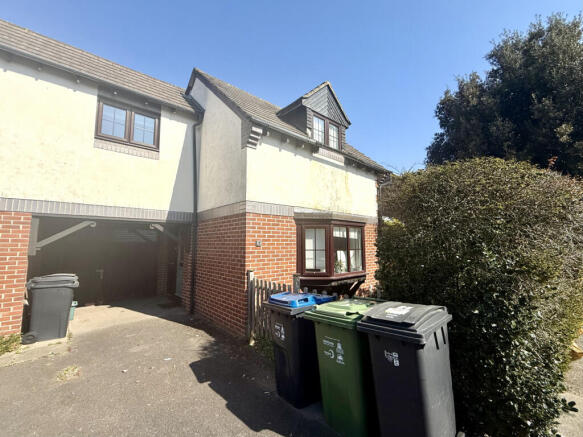 2 Bed House