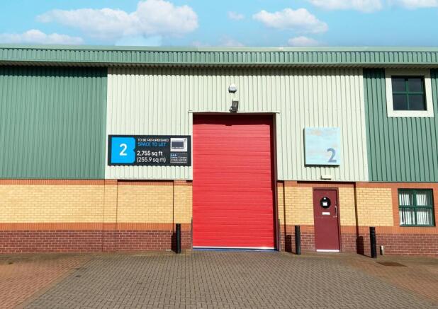 V7 Budbrooke Photo 3.jpg