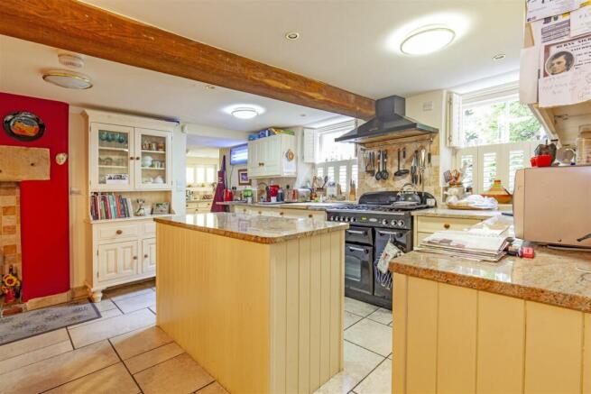 Kitchen-3.jpg