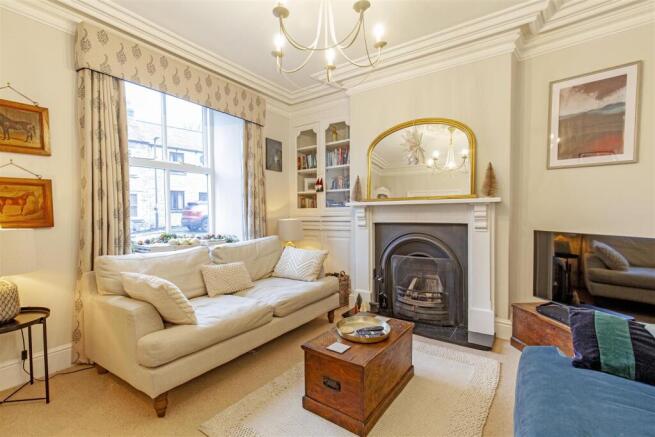 Reception Room-2.jpg