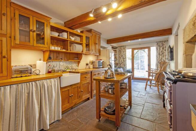 Kitchen-4.jpg