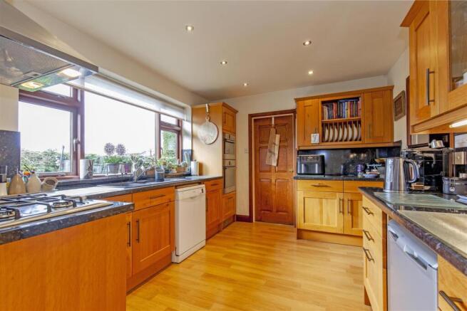 Kitchen-3.jpg