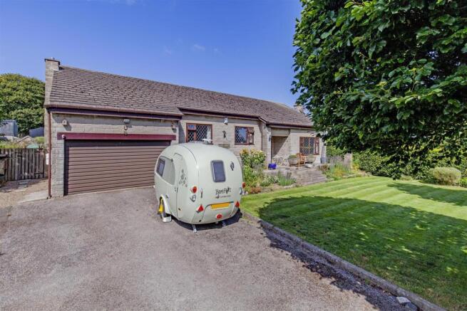 Front External-2.jpg