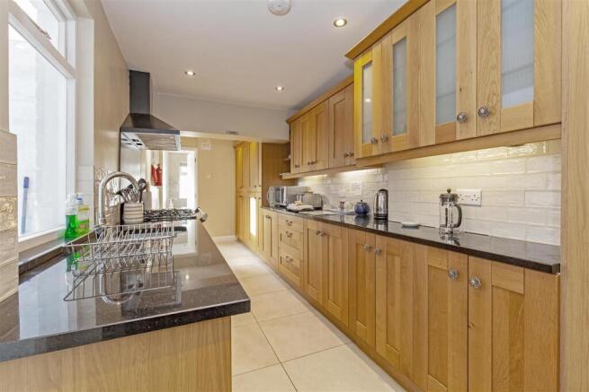 Kitchen-1.jpg