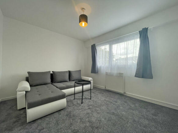2 bedroom end of terrace house to rent Sneinton