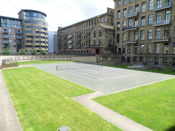 Victoria Mills