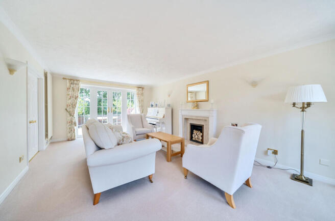 1313710-13-685aae...