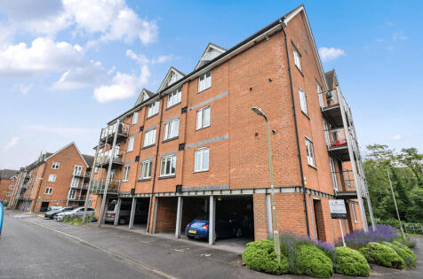 The Lamports, Alton, Hampshire, GU34