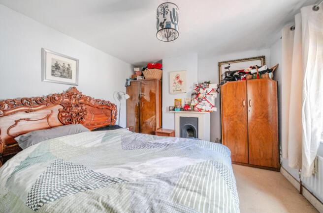 1328517-10-687e29...