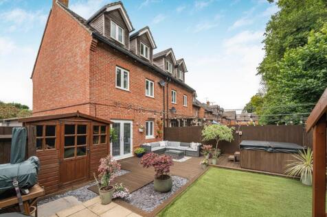 Winstreet Close, Alton, Hampshire, GU34