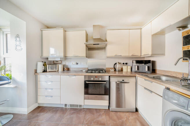 1368974-18-68f0dd...