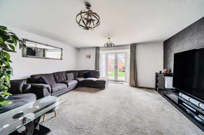 1363518-15-68efa6...