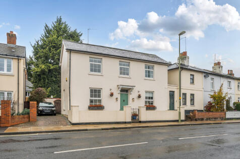 Butts Road, Alton, Hampshire, GU34