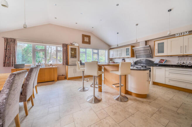 1383206-25-69200e...