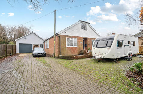Station Approach, Four Marks, Alton, Hampshire, GU34