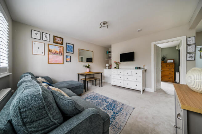 1370555-10-68f23d...