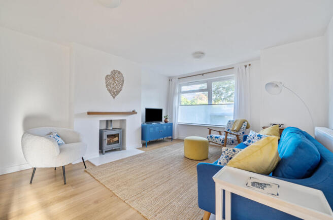 1364459-7-68e7827...