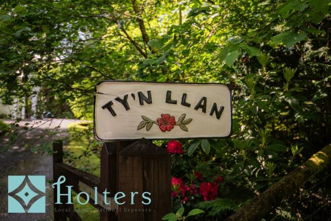 HOLTERS - Ty'n Llan, Abergwesyn-01.jpg